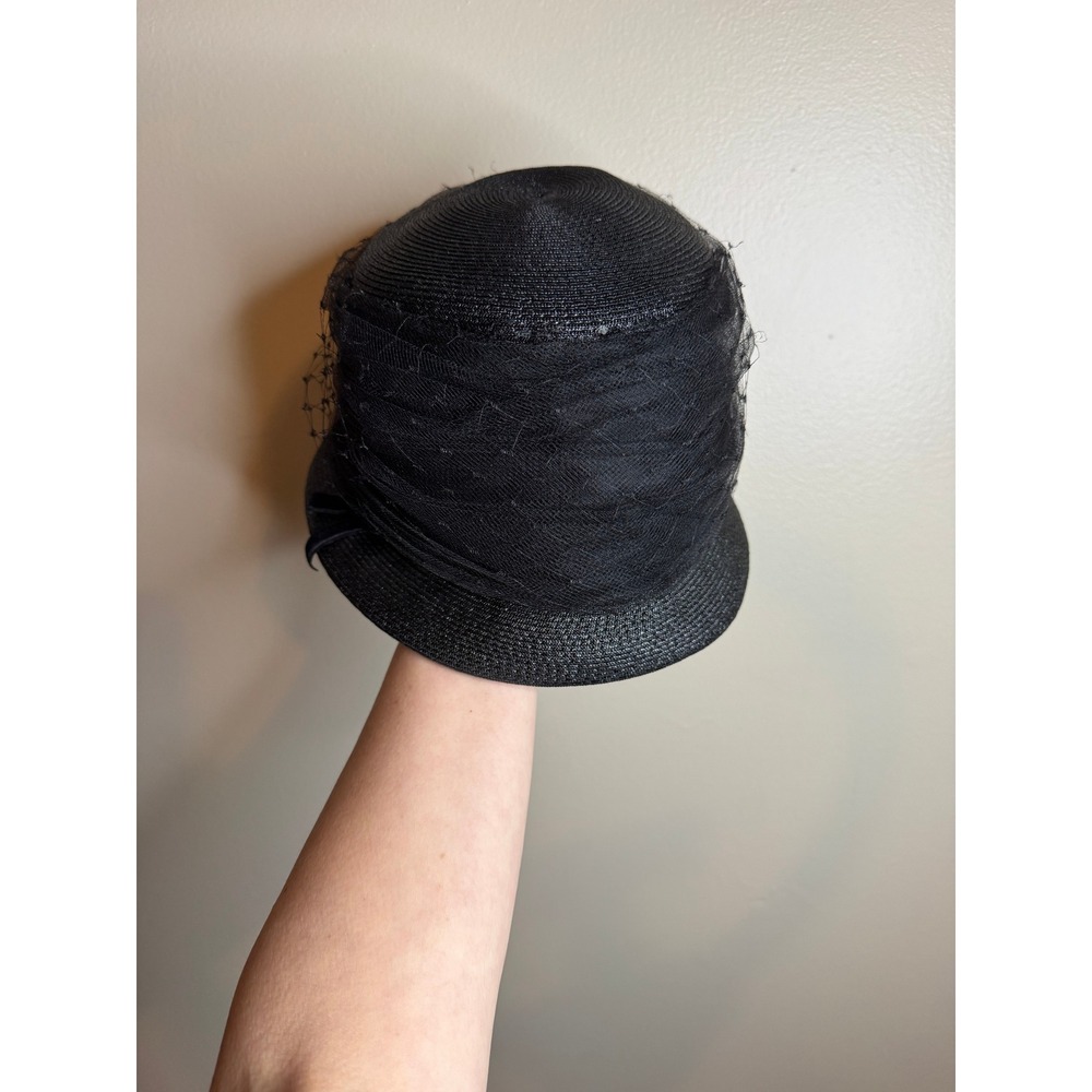 Vintage Carson Pirie Scott Chicago Black‎ Straw Cloche Hat Tulle Netting Bow M